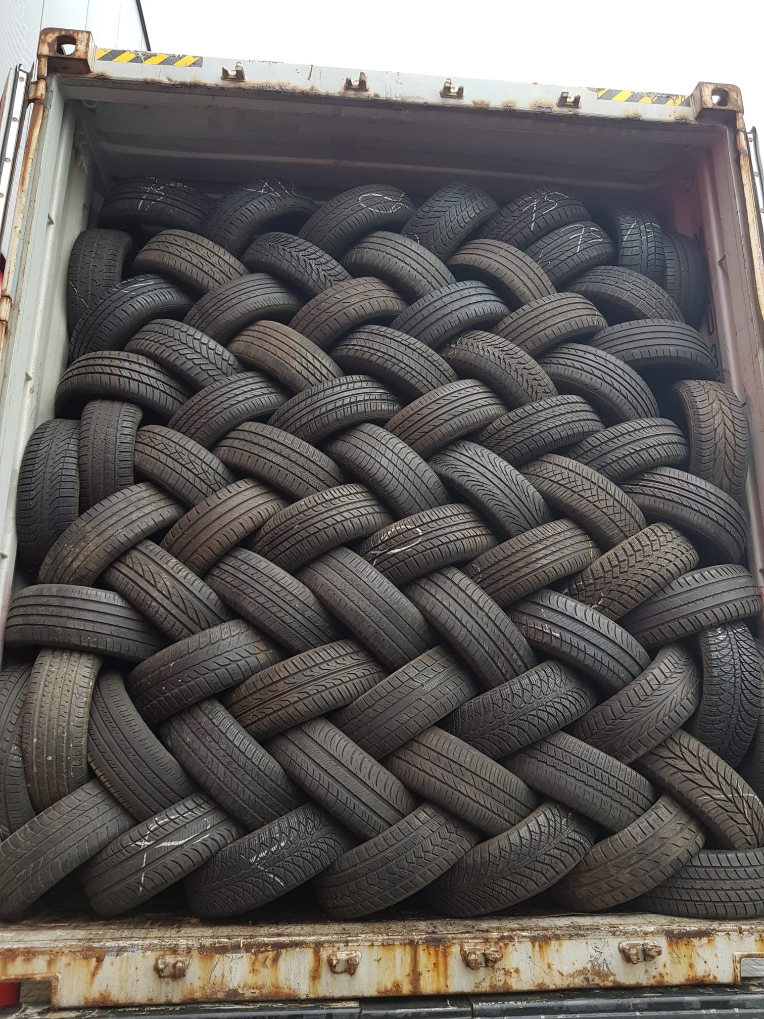 Container door open with tripled tires